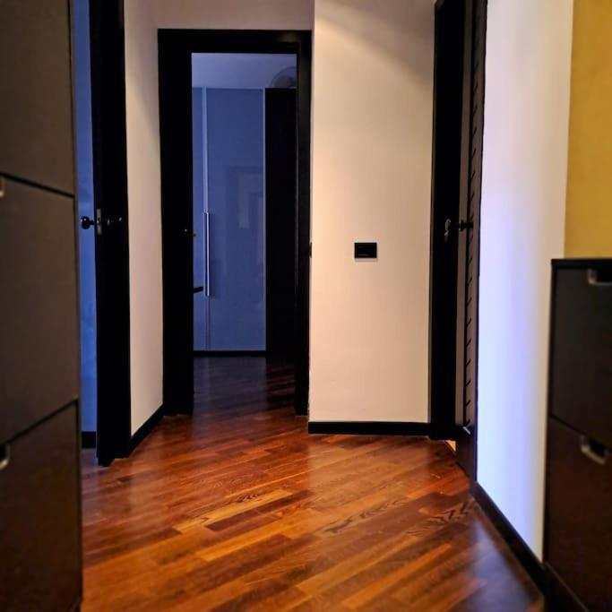 Milano - Duomo Apartment Luaran gambar